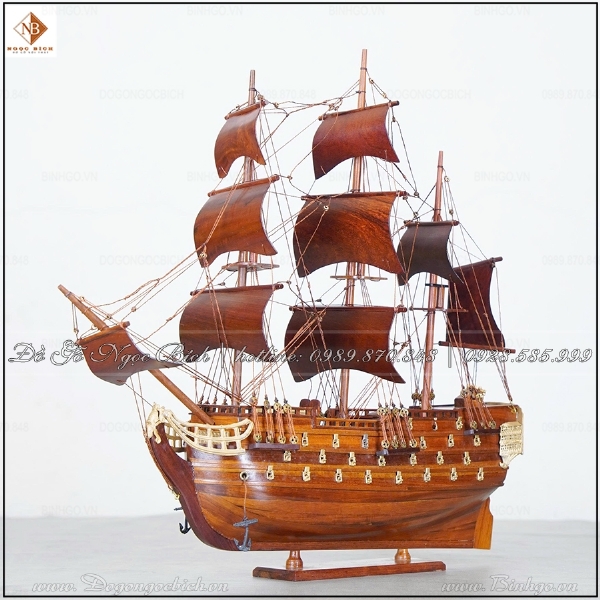 Mô Hình Thuyền Cổ Gỗ Cẩm Thủ Công